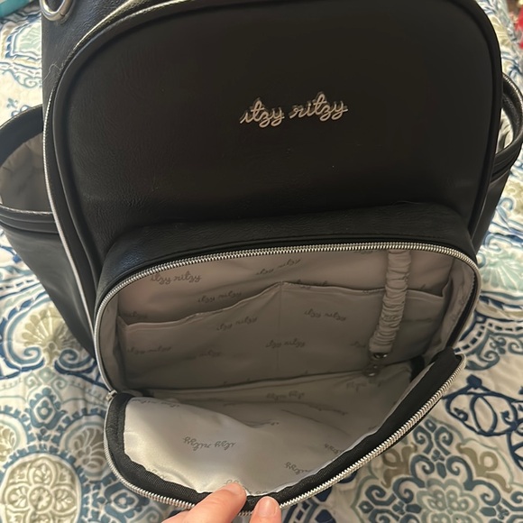 Itzy Ritzy Mini Diaper Bag - Picture 3 of 9